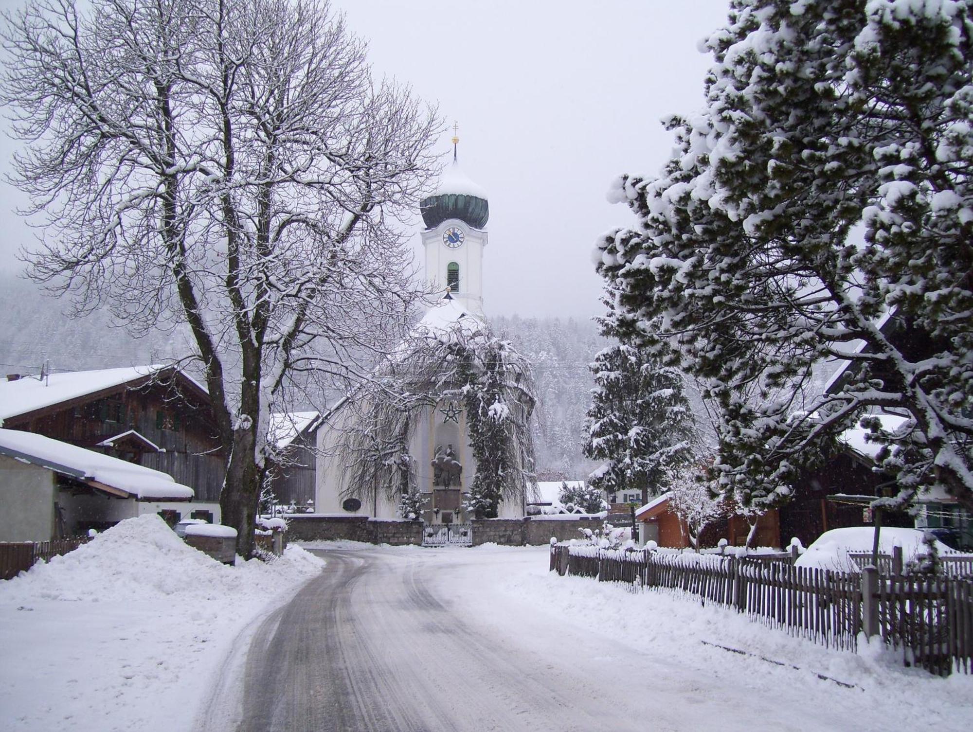 Landgasthof Kirchmayer Farchant Exteriör bild
