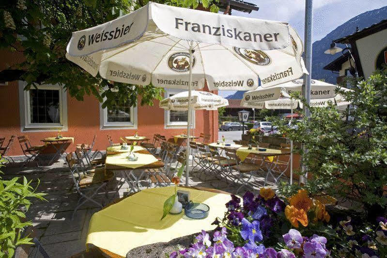 Landgasthof Kirchmayer Farchant Exteriör bild
