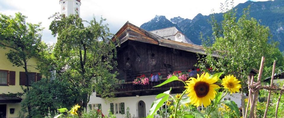 Landgasthof Kirchmayer Farchant Exteriör bild