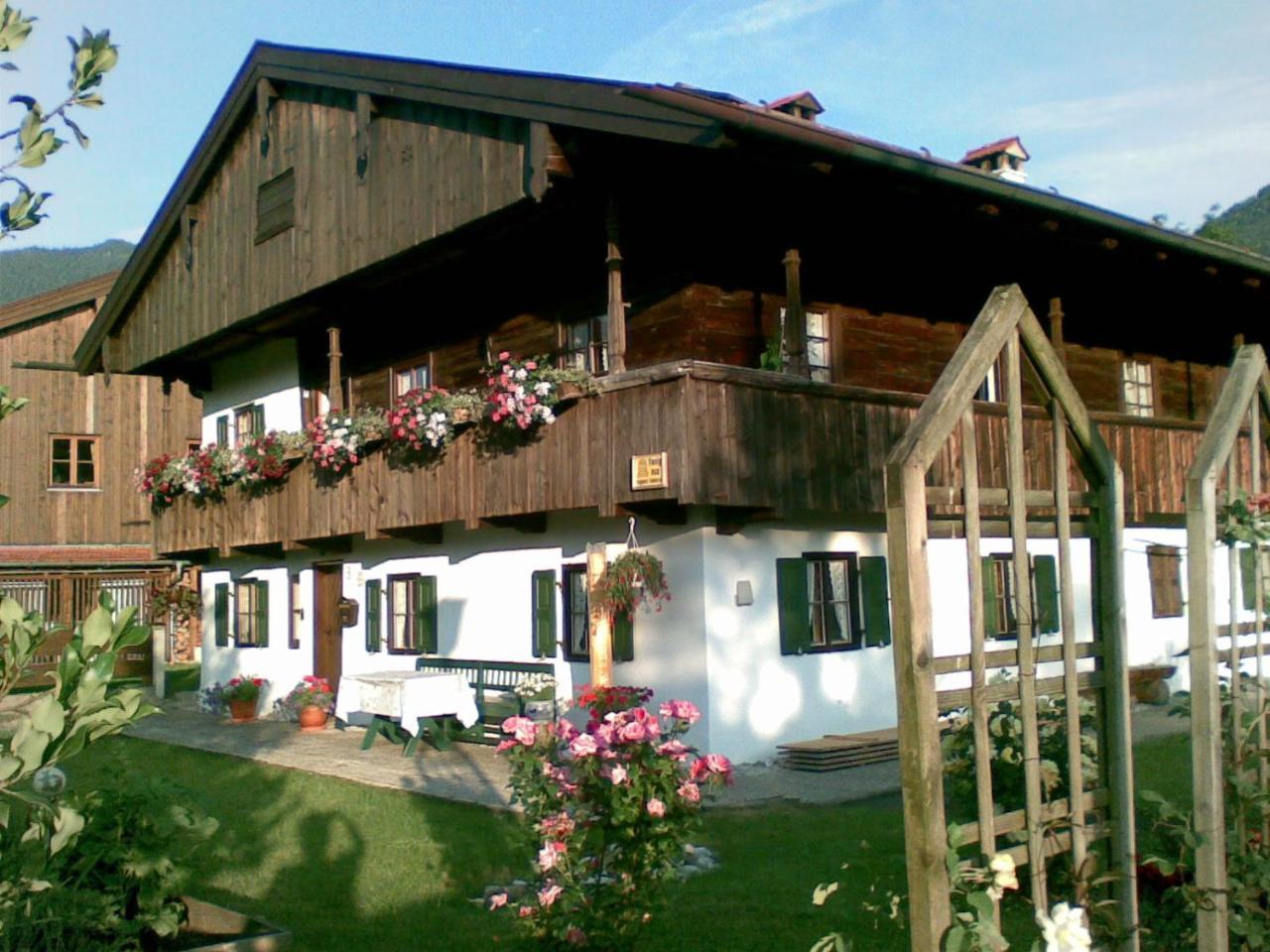 Landgasthof Kirchmayer Farchant Exteriör bild